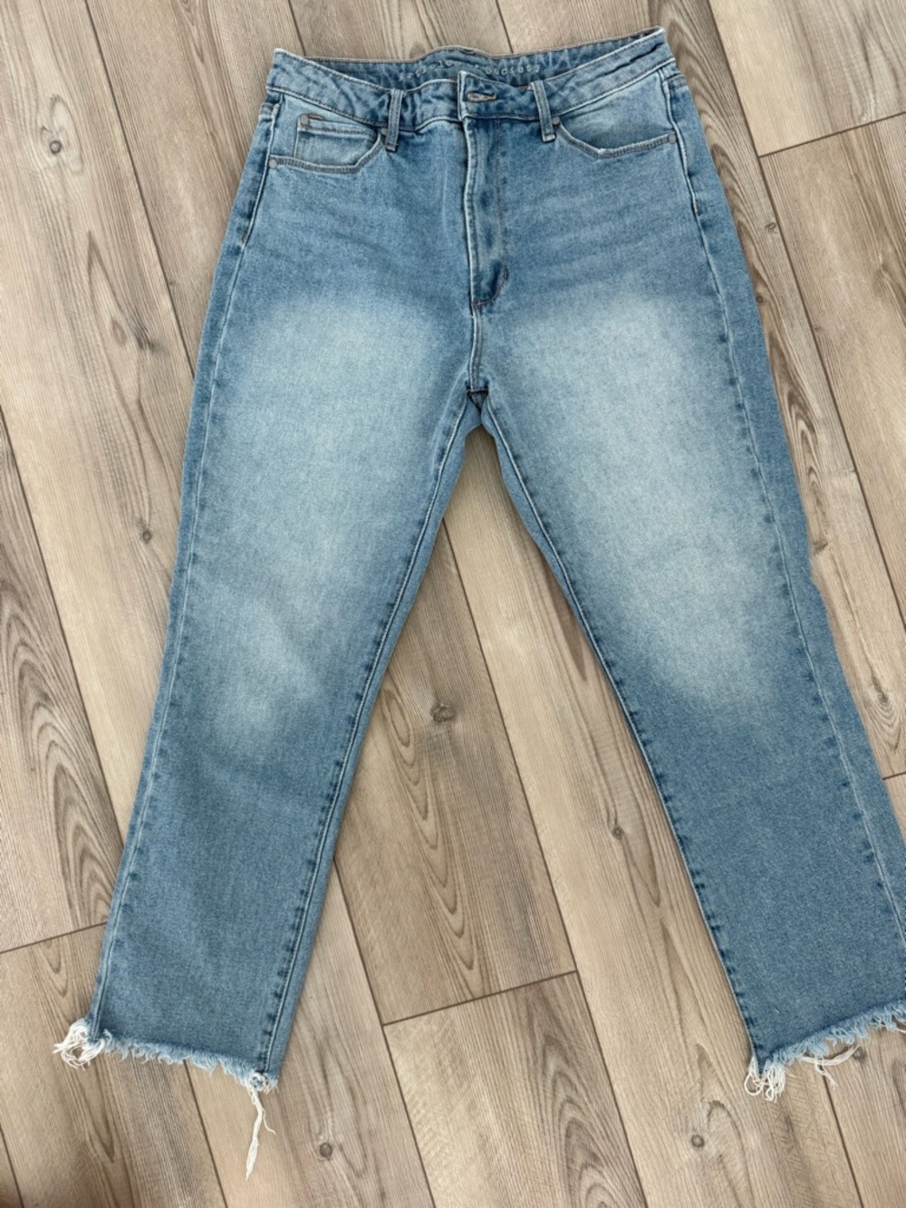 Articles Of Society Light Blue Cropped Frayed Hem Jeans